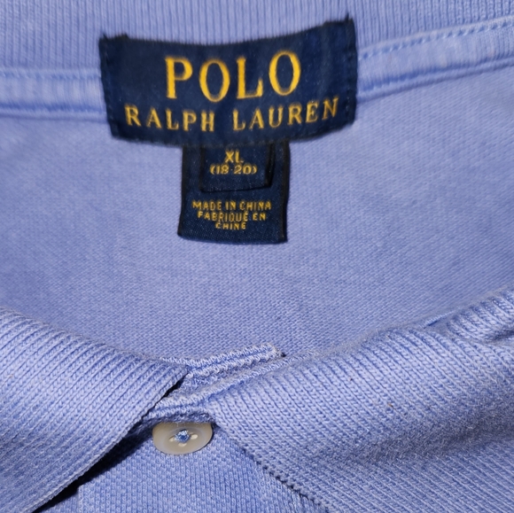 Boy 👕 - Picture 3 of 3